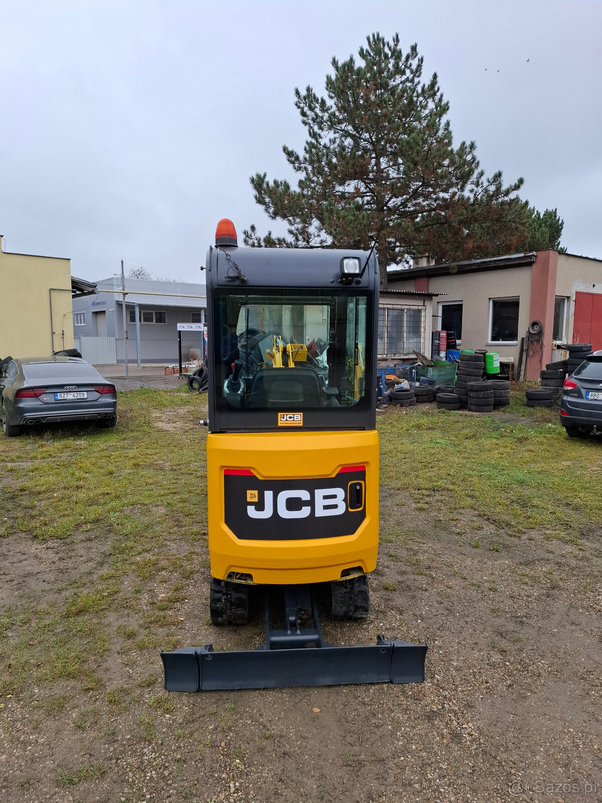 JCB 16 C-1, 2019 super - 8