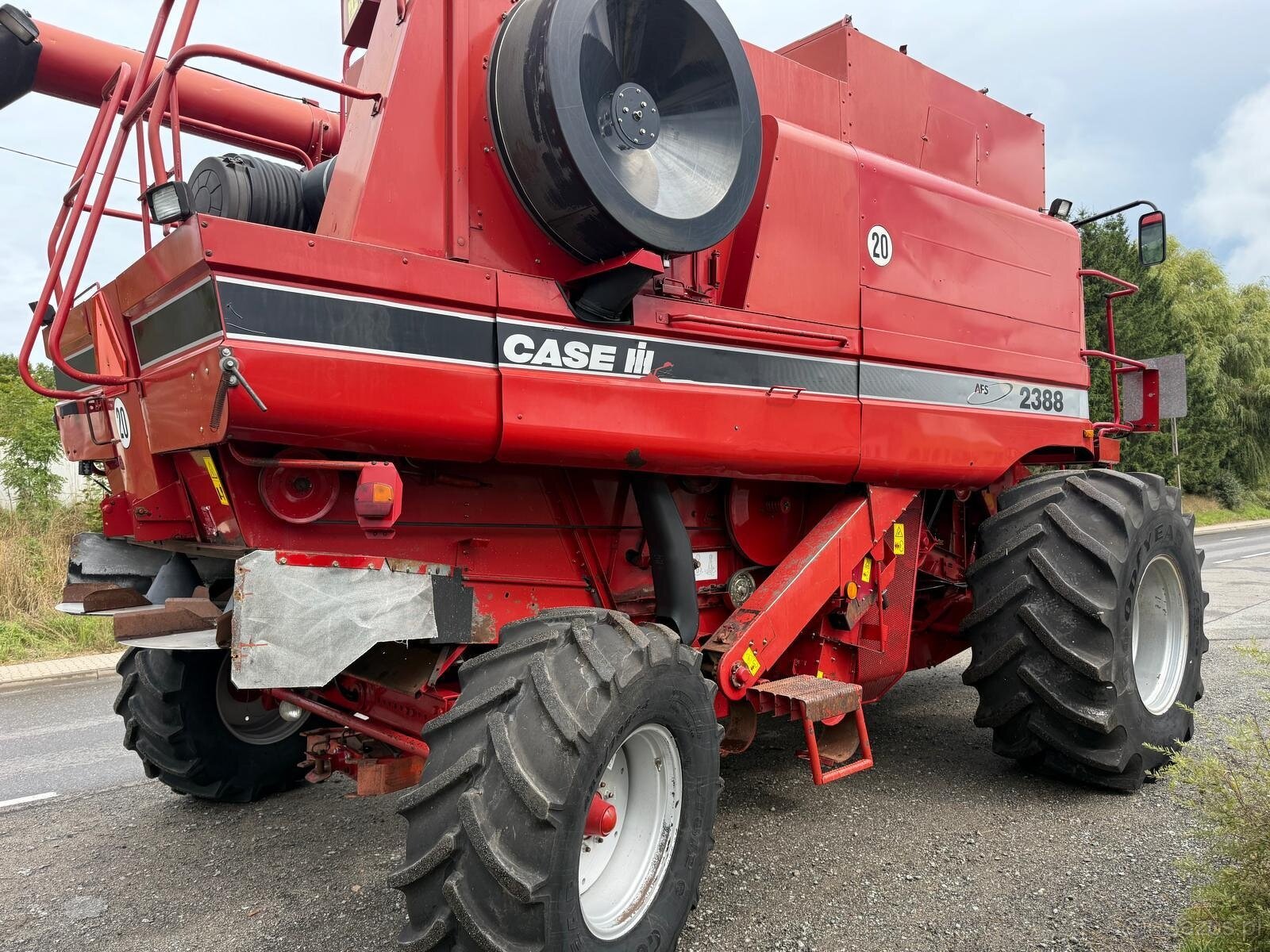 Kombajn zbożowy Case 2388 heder stół do rzepaku rok 2003 spr - 8