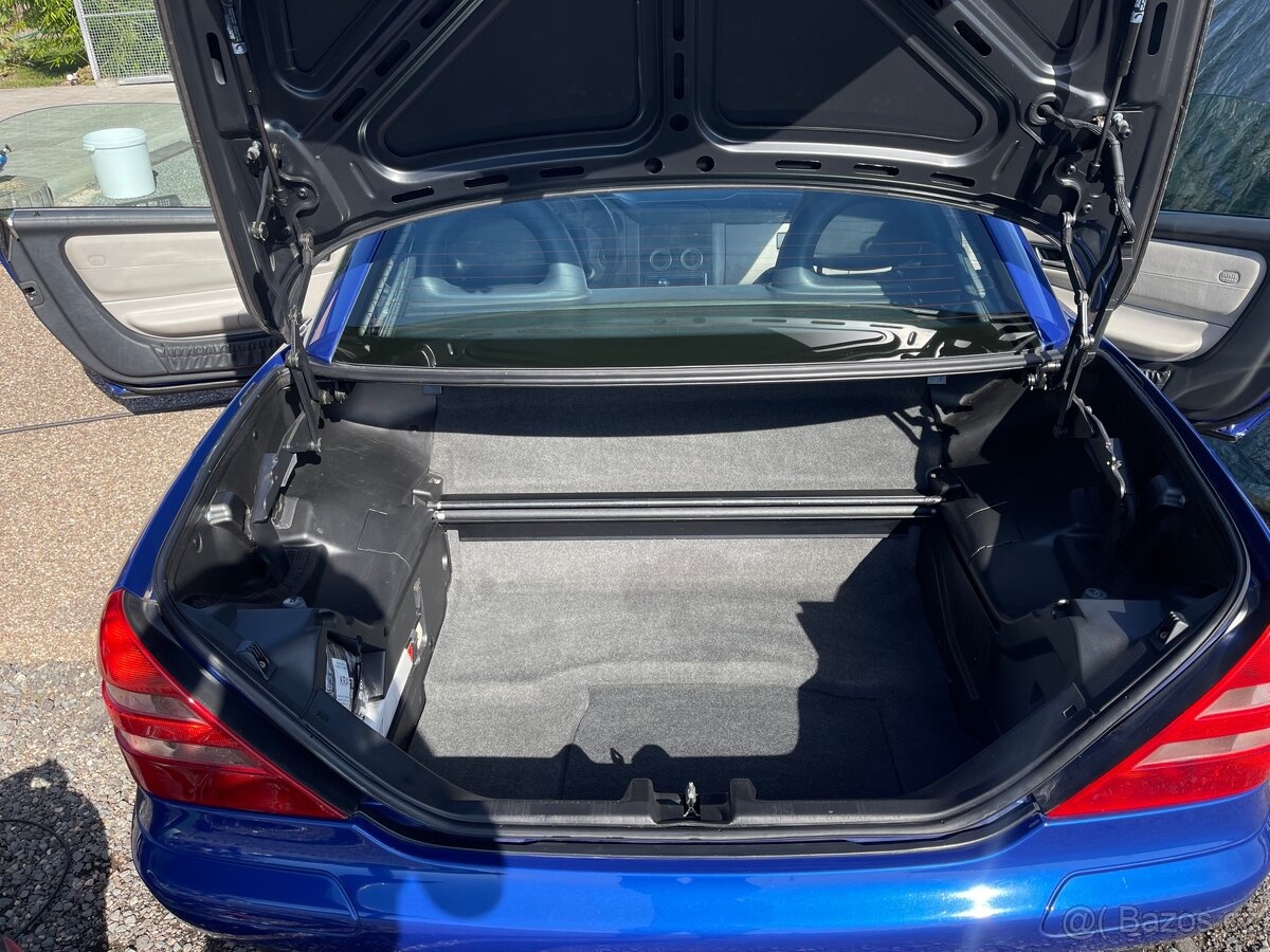 Mercedes Benz SLK 200 2,0 100kW - 8