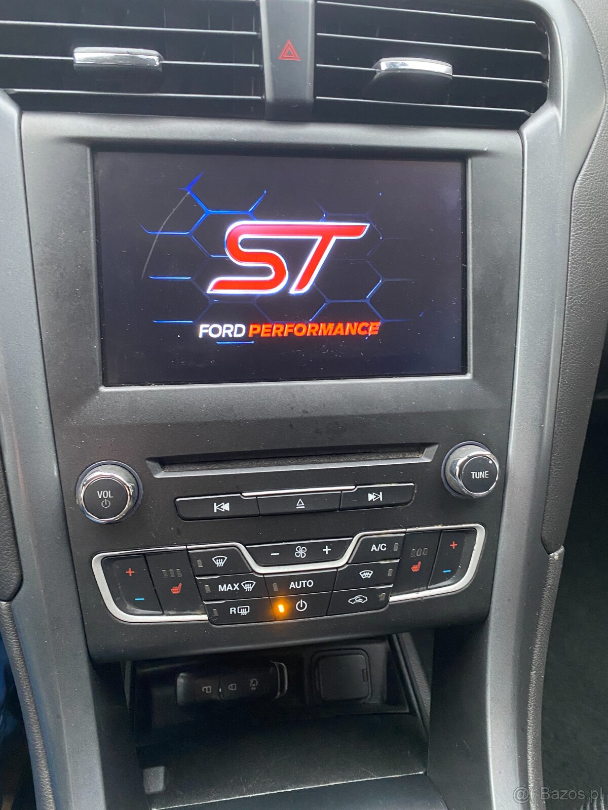 150 KONI TITANIUM FUL LEDY NAWIGACJA Radio sync3 - 8