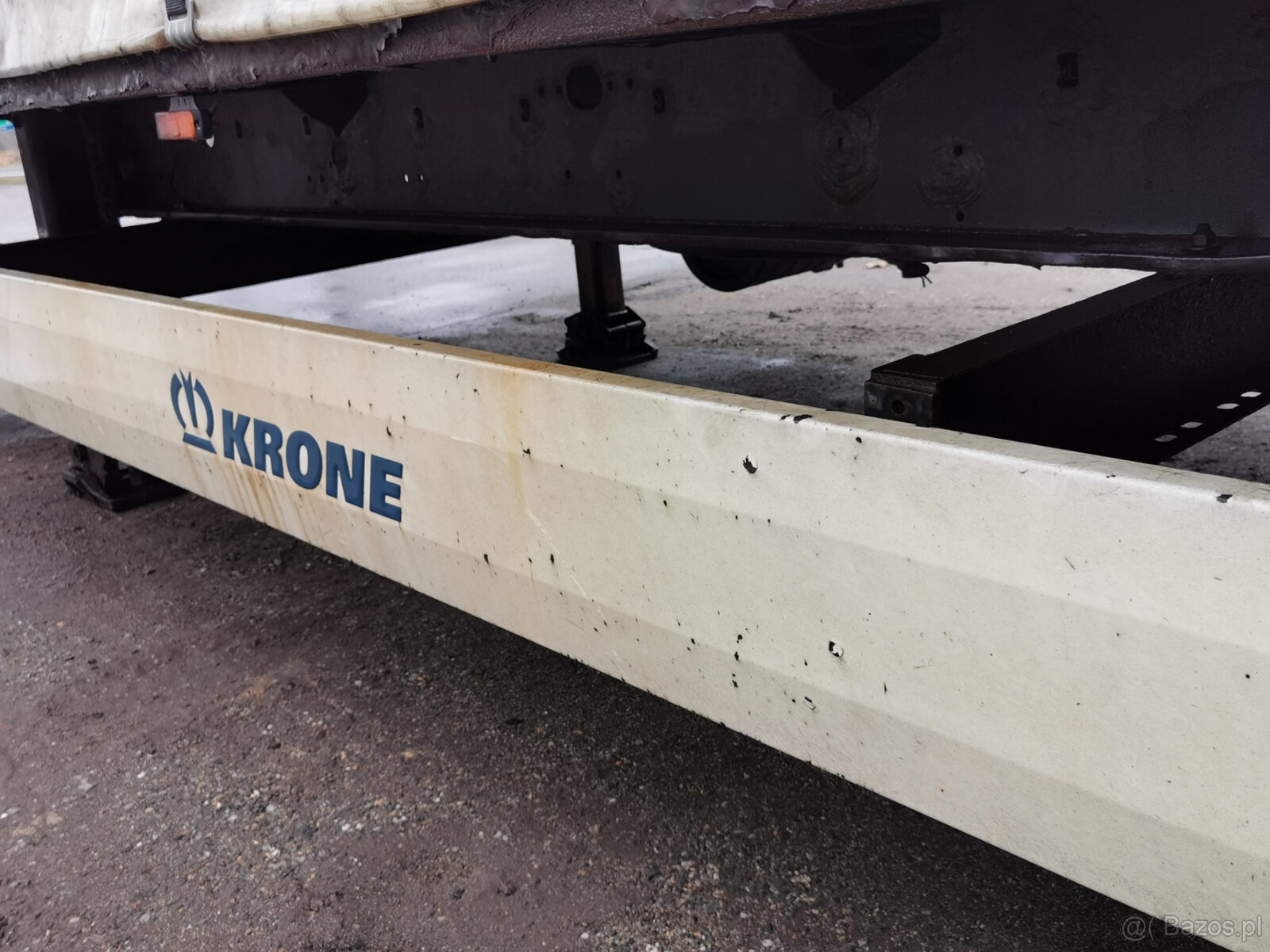Sprzedaję naczepę platformową KRONE SD - 8