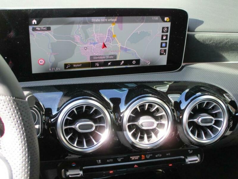 Mercedes-Benz A 35 AMG 4M Pano,Ambi-Bel.,Navi,Multibeam - 8