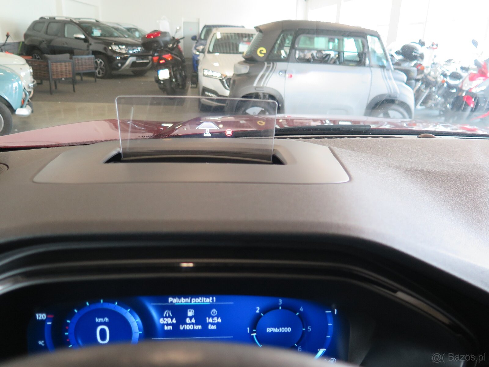 Ford Kuga 1.5TDCi,navi,360°,ST Line - 8