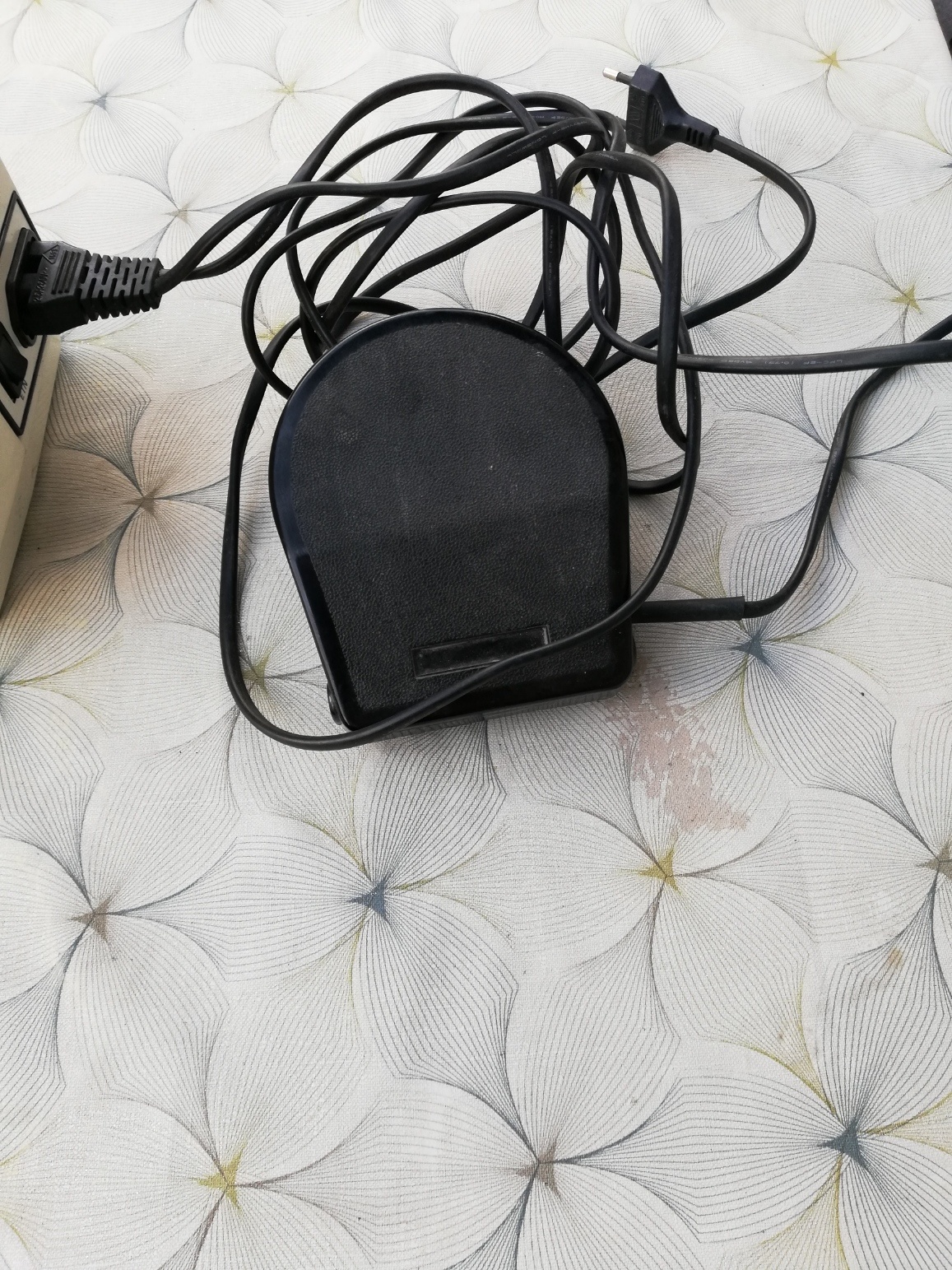 Sprzedam niemiecką nową elektryczną maszynę do szycia. - 8