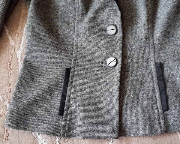 Marynarka-żakiet damska, rozm. 40, szara, czarne klapy - 8
