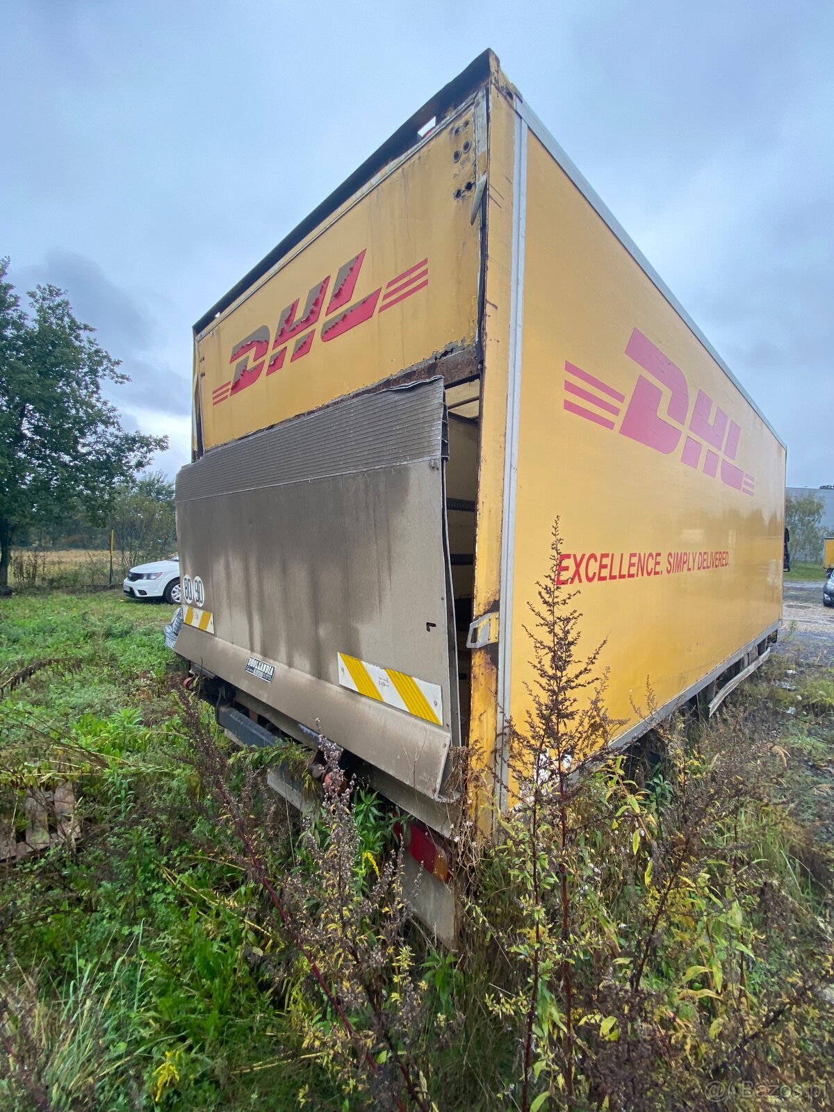 Renault Midlum 220 kontener z windą - 8