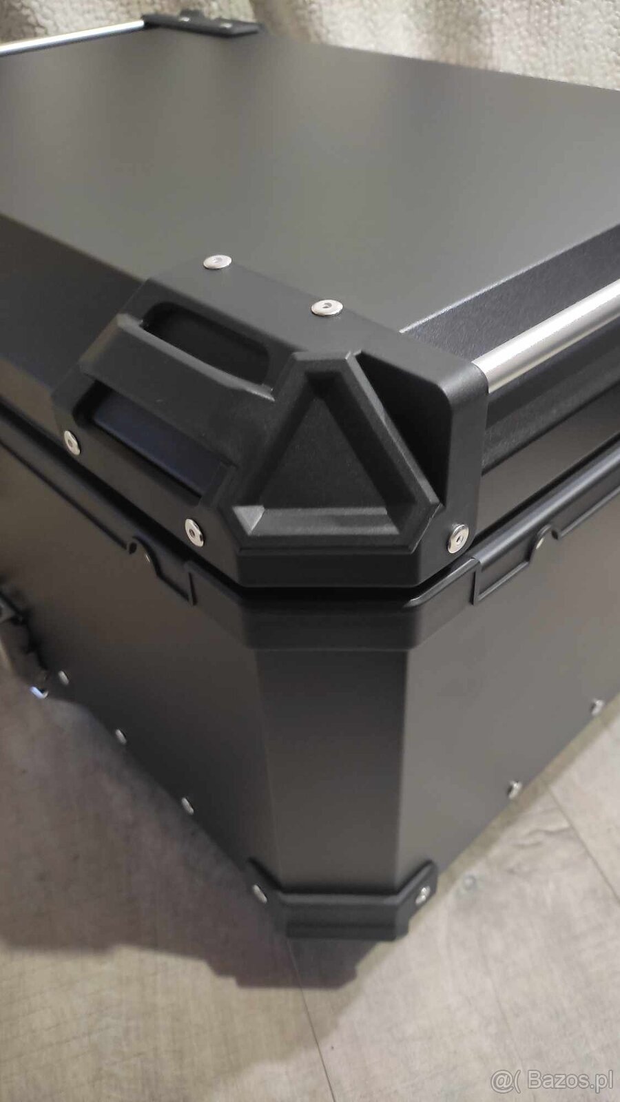 Aluminiowy bagażnik motocyklowy(Top Case). Pojemność 65 - 8