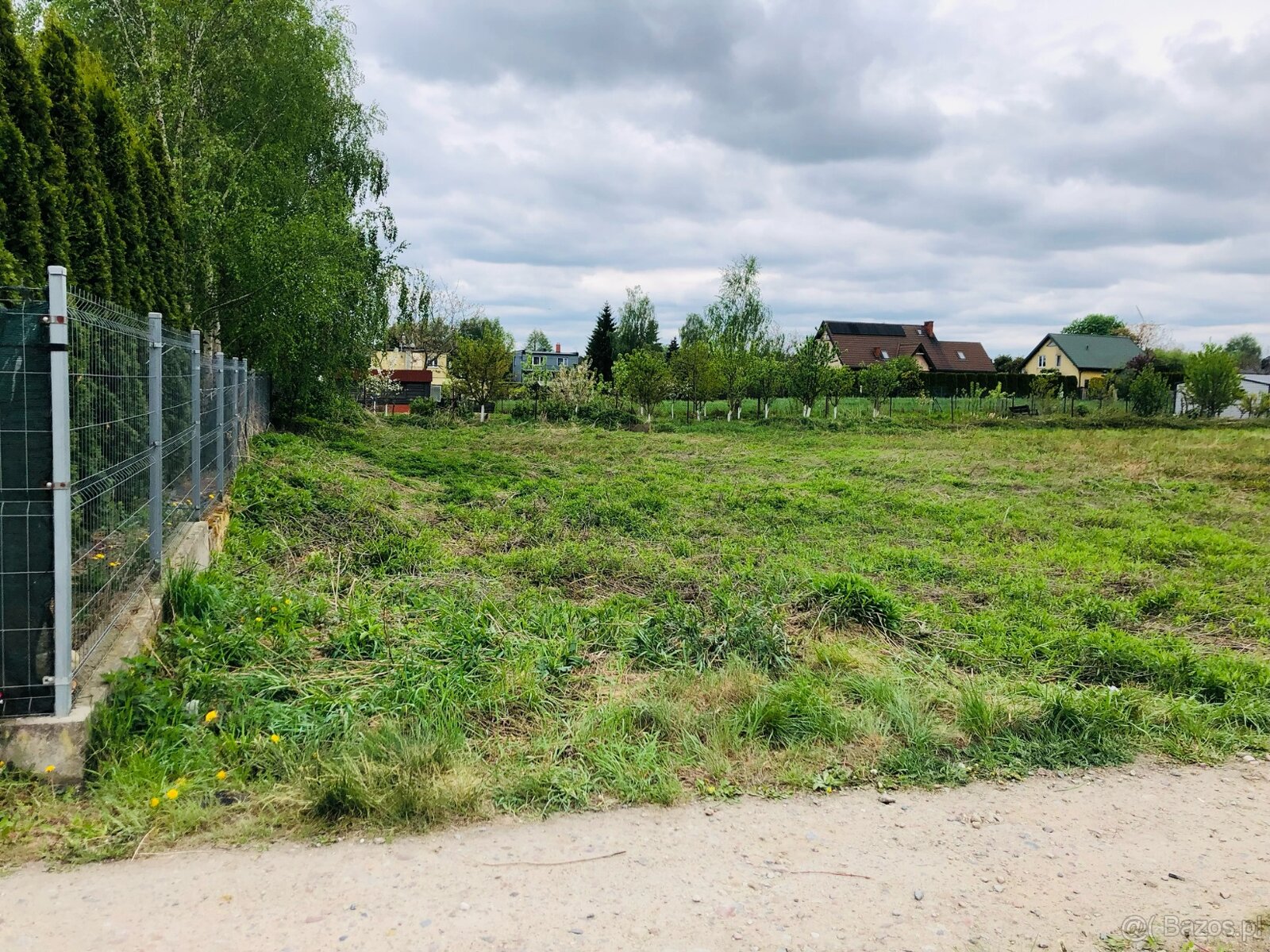 Działka budowlana 1300m2, WZ bezterm., Media, Kolej, Miasto. - 8