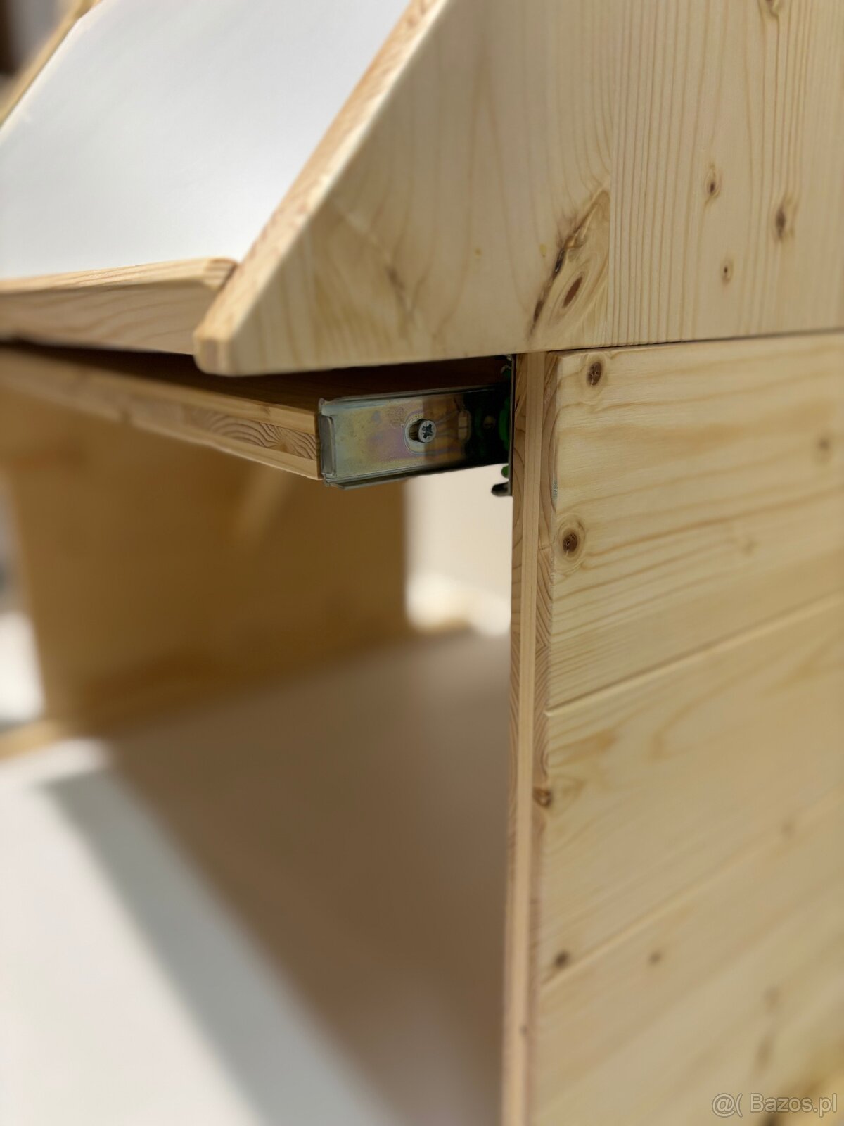 Zestaw mebli dziecięcych biurko/domek/skrzynia 4w1 z 2 tabor - 8