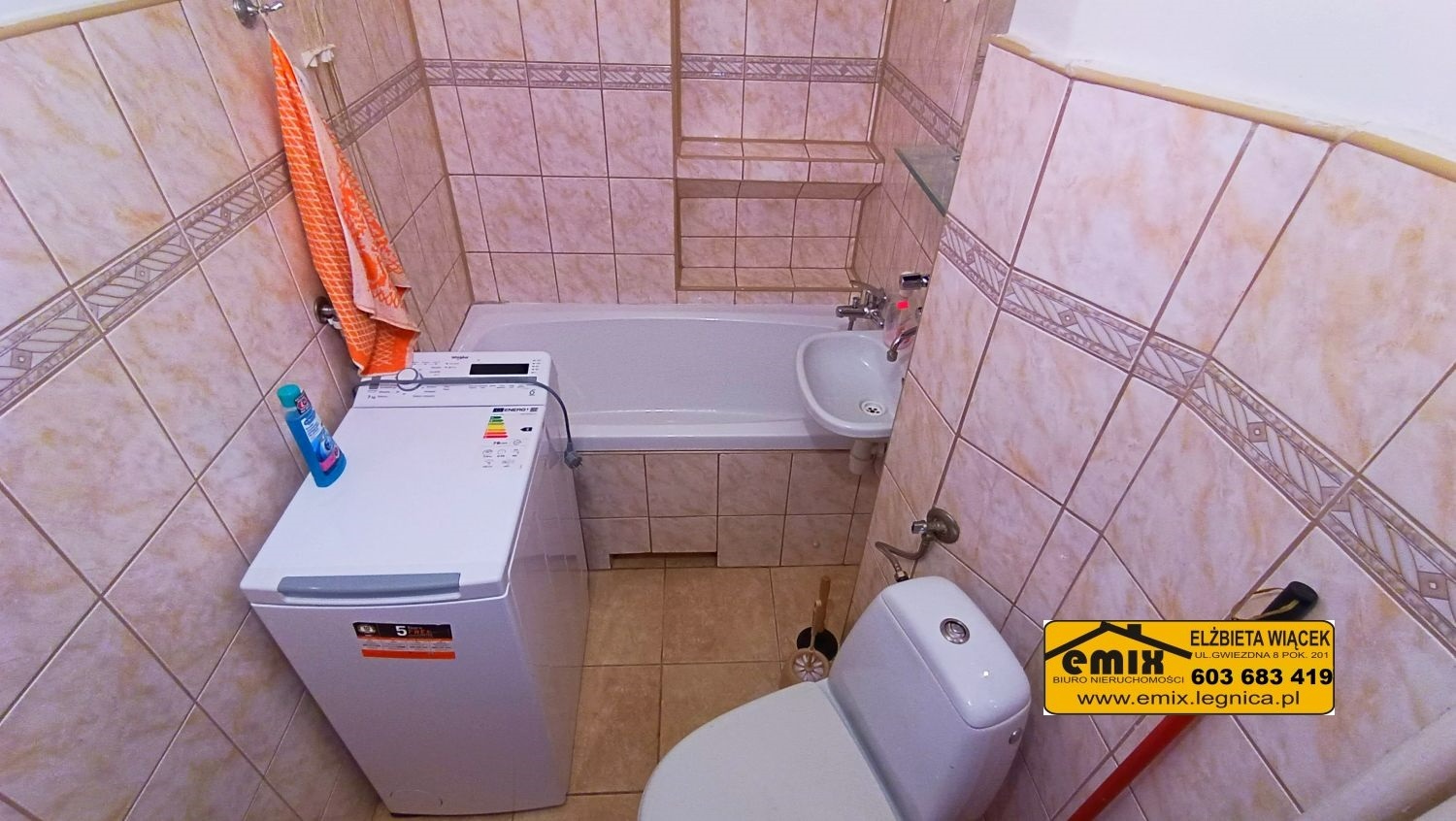 Kawalerka na III piętrze w Złotoryi do wynajęcia od zaraz - 8