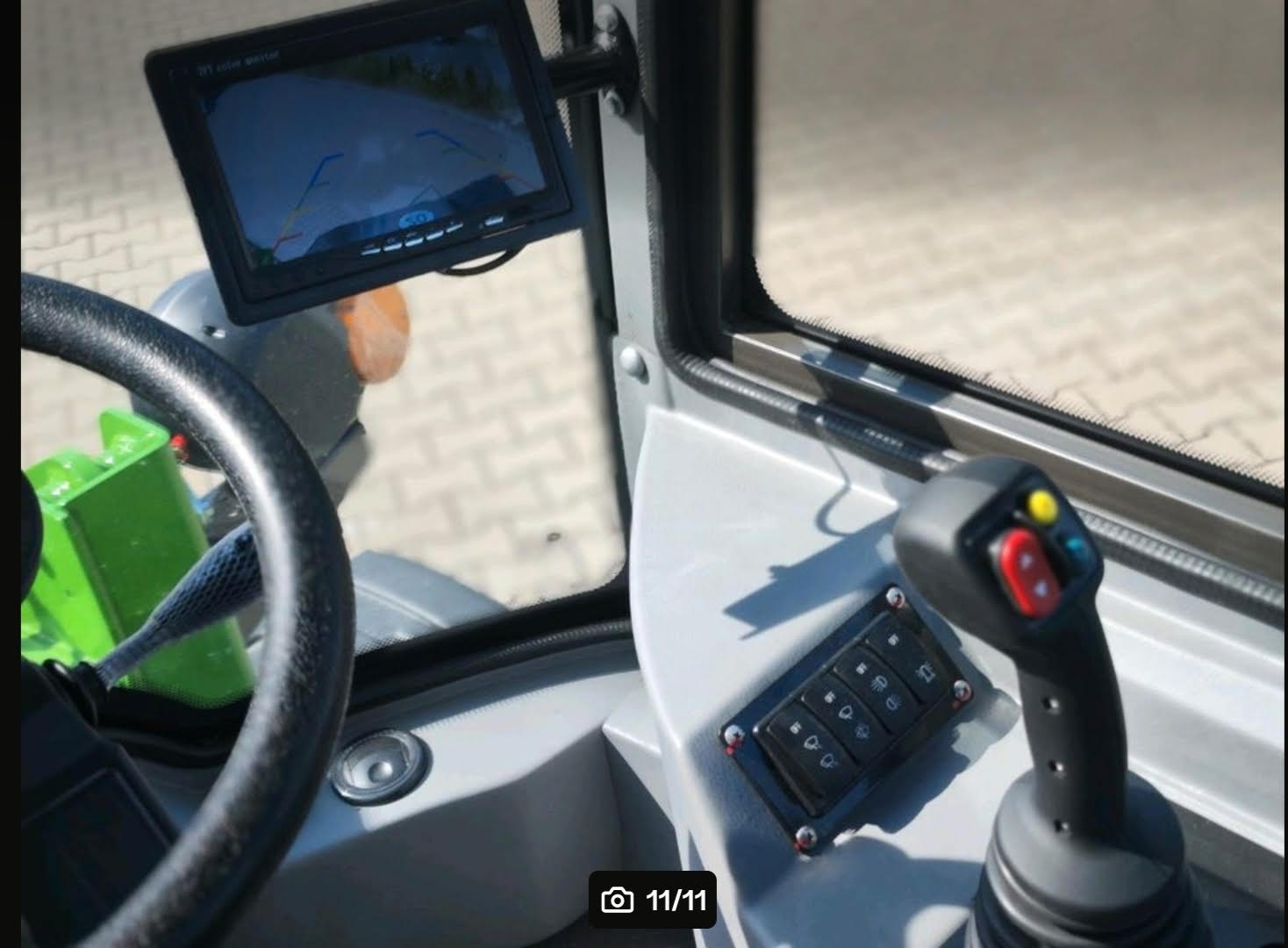 Ładowarka kołowa V910 - 8