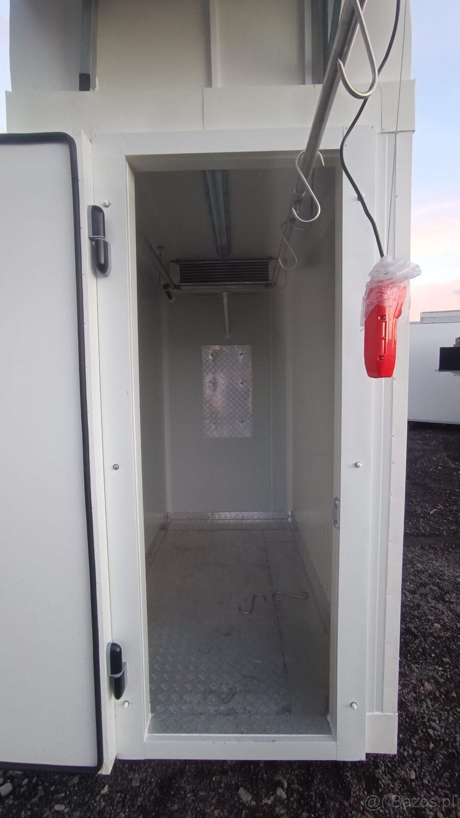 Chłodnia Myśliwska / Chłodnia na Dziki / Komora Chłodnicza / - 8