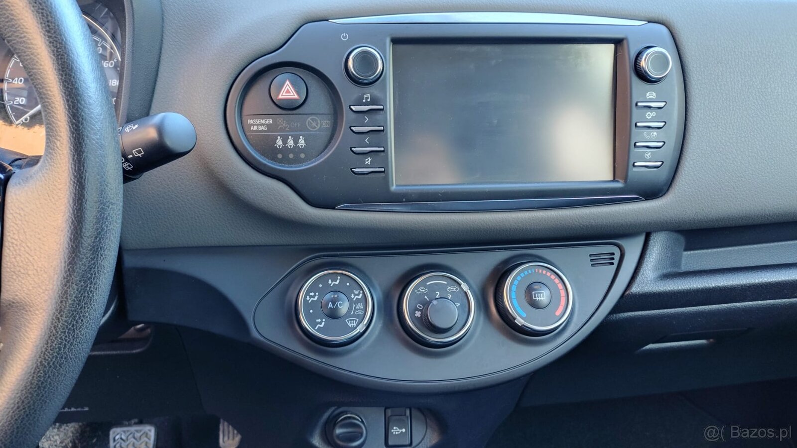 Toyota Yaris III Premium 1.5 2019 r benzyna gaz - 8