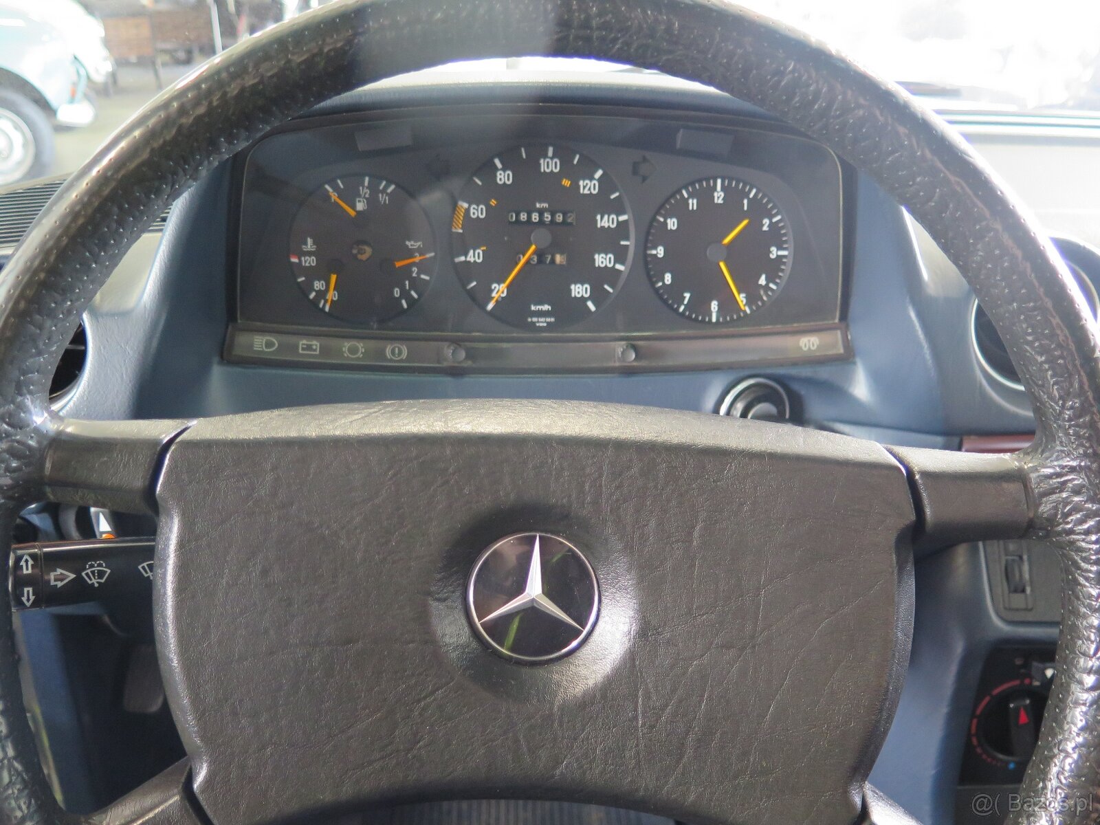 Mercedes-Benz W123 3.0D karawan,TOP stan - 8