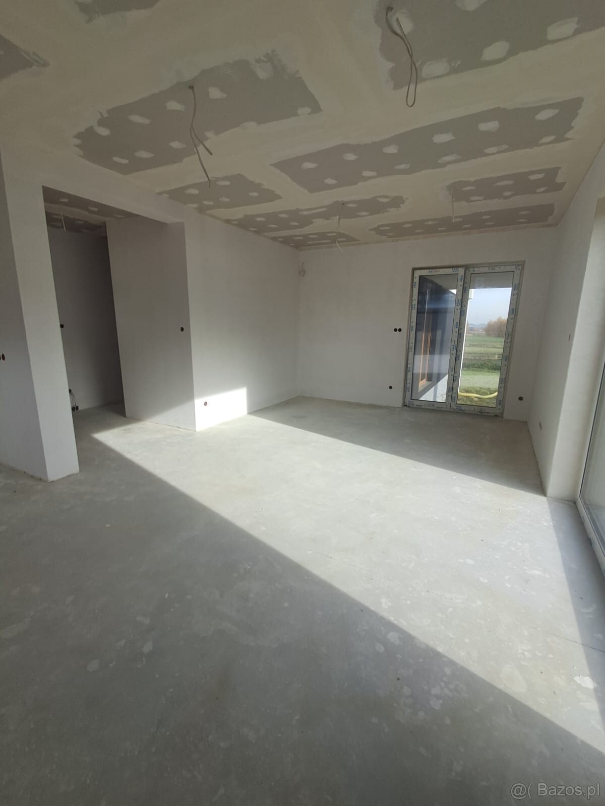 Nowoczesny dom w zabudowie bliźniaczej – 91 m², Chełmce - 8
