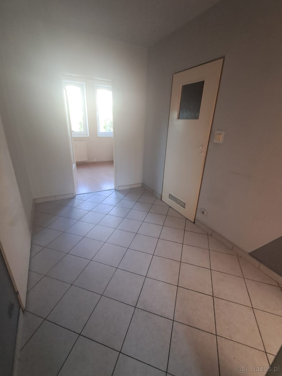 Mieszkanie o pow. 45.92m2, balkon, wysoki parter, Os.Korczak - 8