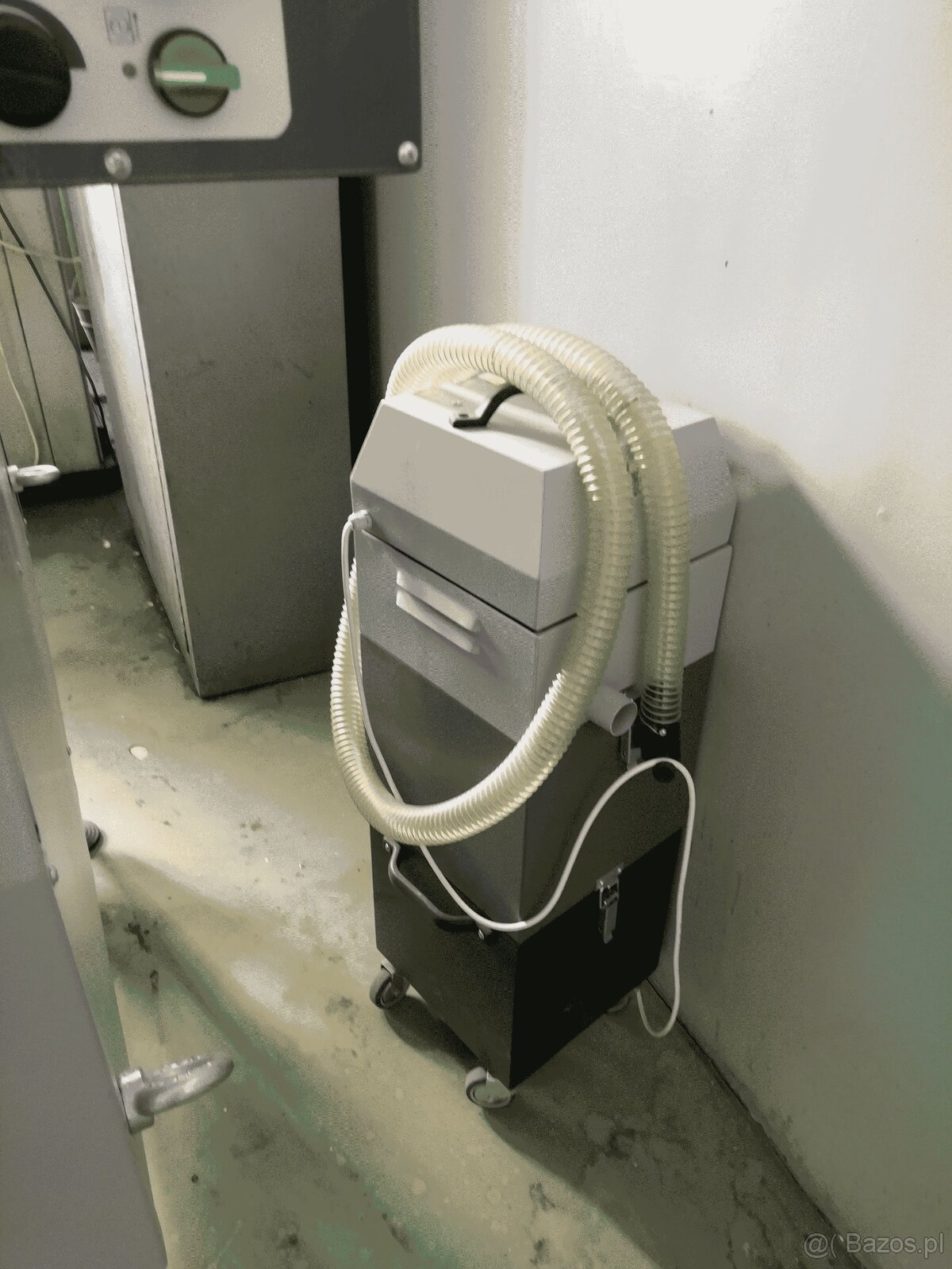 Sprzedam 5-osiową frezarkę CNC HWT E 442 - 8