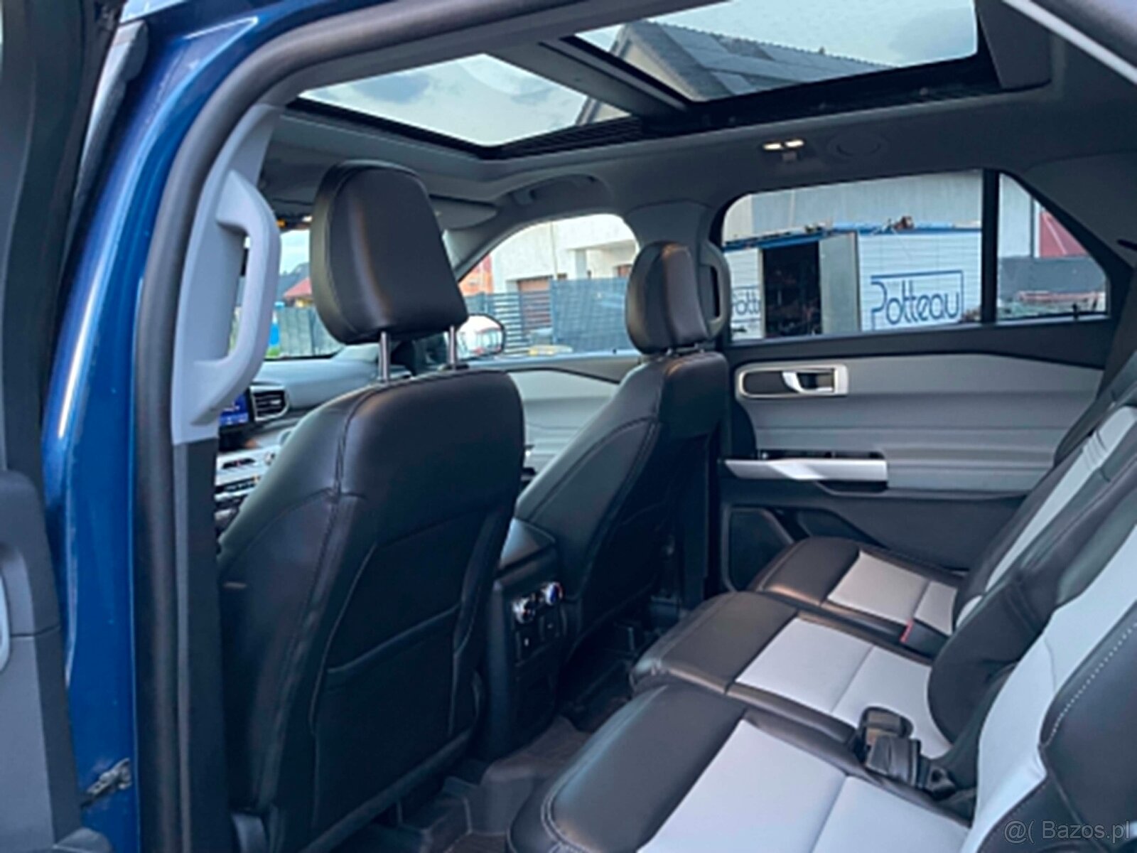 Ford Explorer 2022 AWD 4x4 | 7 miejsc | Panorama | ACC | Car - 8