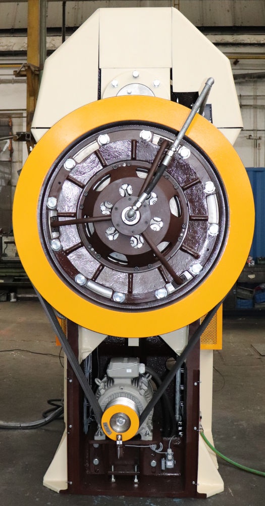 Prasa mimośrodowa LE 250 C - 8