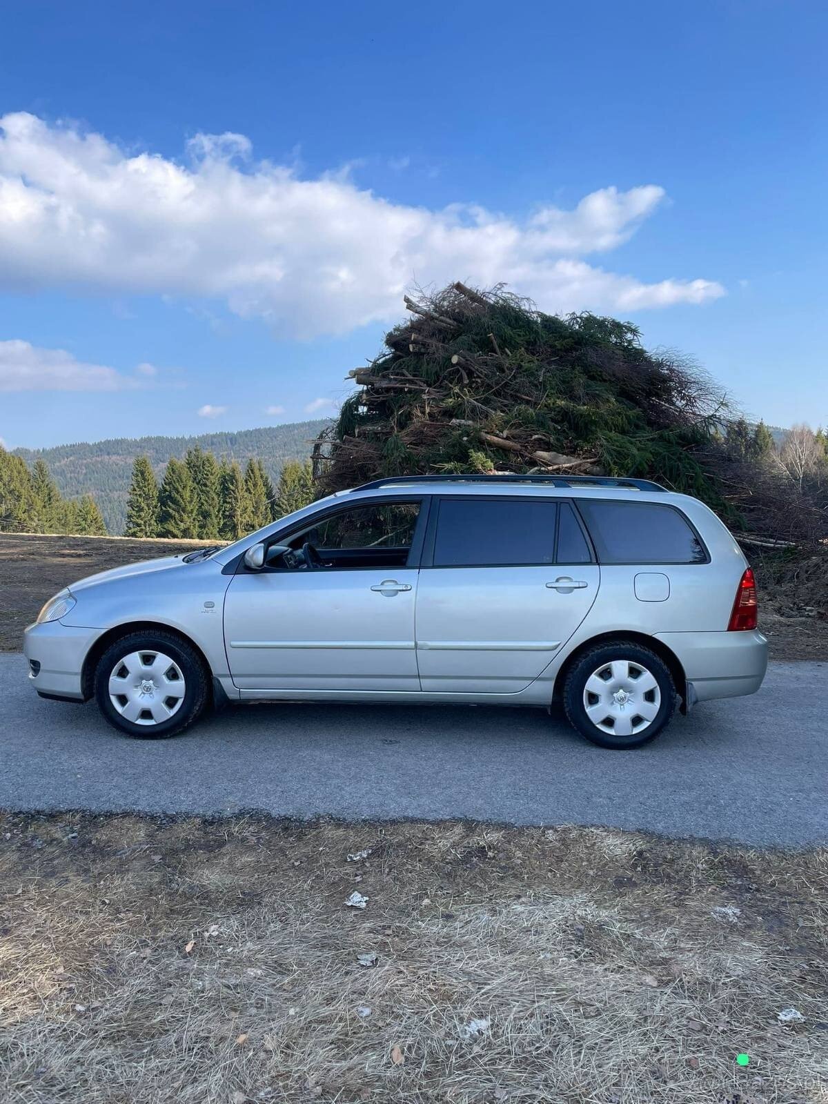 Corolla 1,4 benzyna 2005r - 8