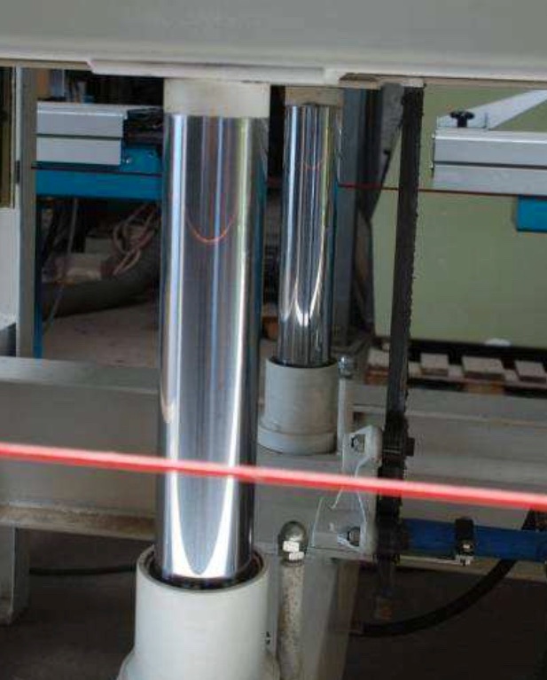 Półkowa prasa hydrauliczna ICOTET CON 2 - 8