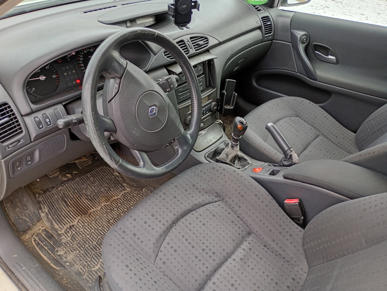 Reno laguna 2004 - 8