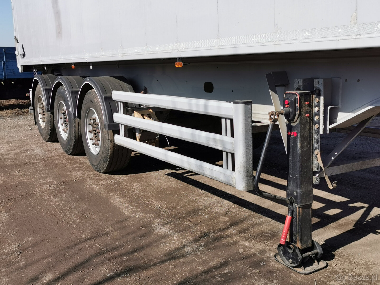 Sprzedaję naczepę wywrotkę STAS S300CX o pojemności 50 m3. - 8