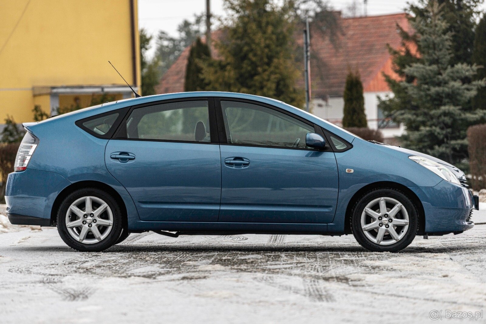 Toyota PRIUS - 8