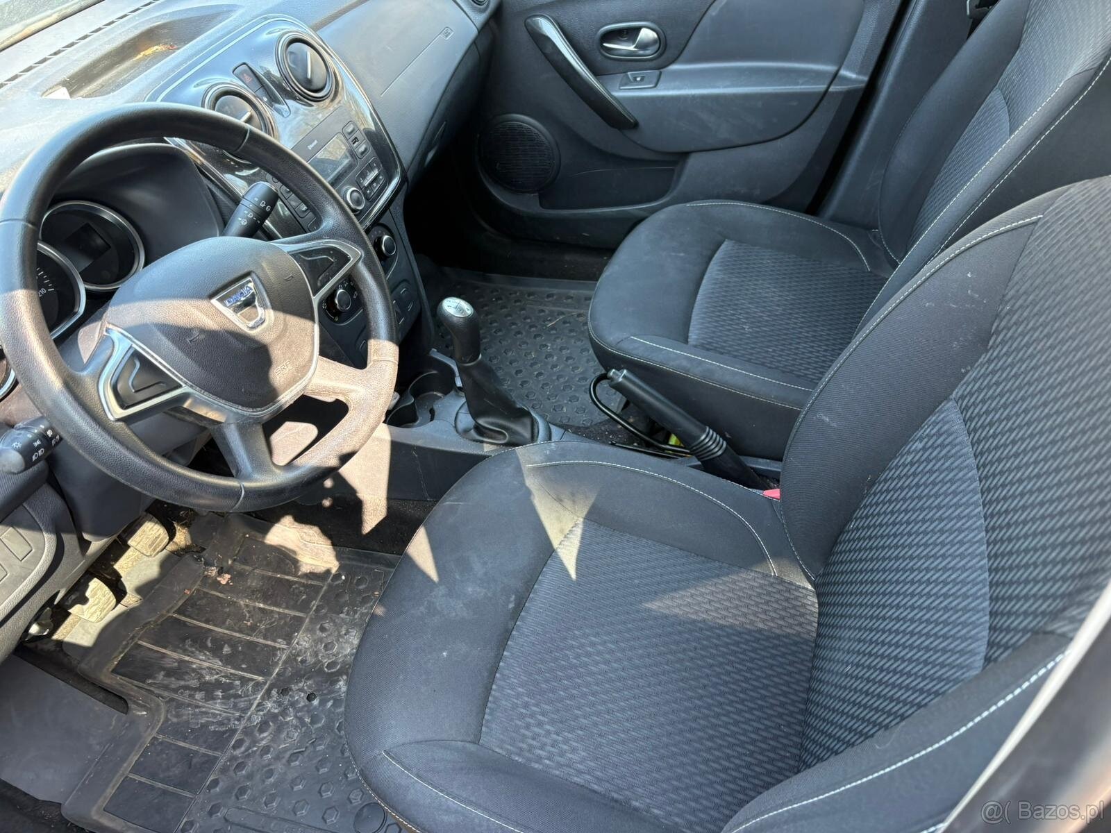 Dacia Logan 1.0SCE 54kw, r.6/2019, klima - 8