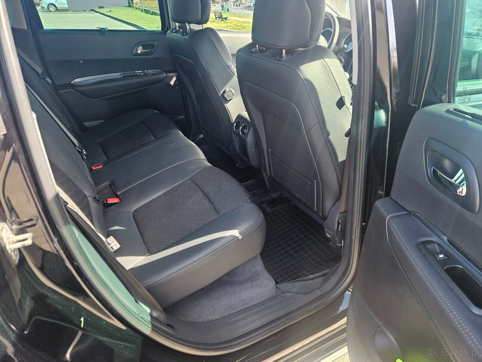 Sprzedam peugeot 3008BlueHDI120Stop&Start Allure - 8