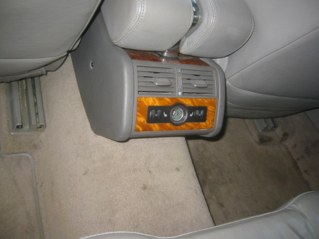 AUDI A8 D2 6.0 W12 420 km - cześci - 8