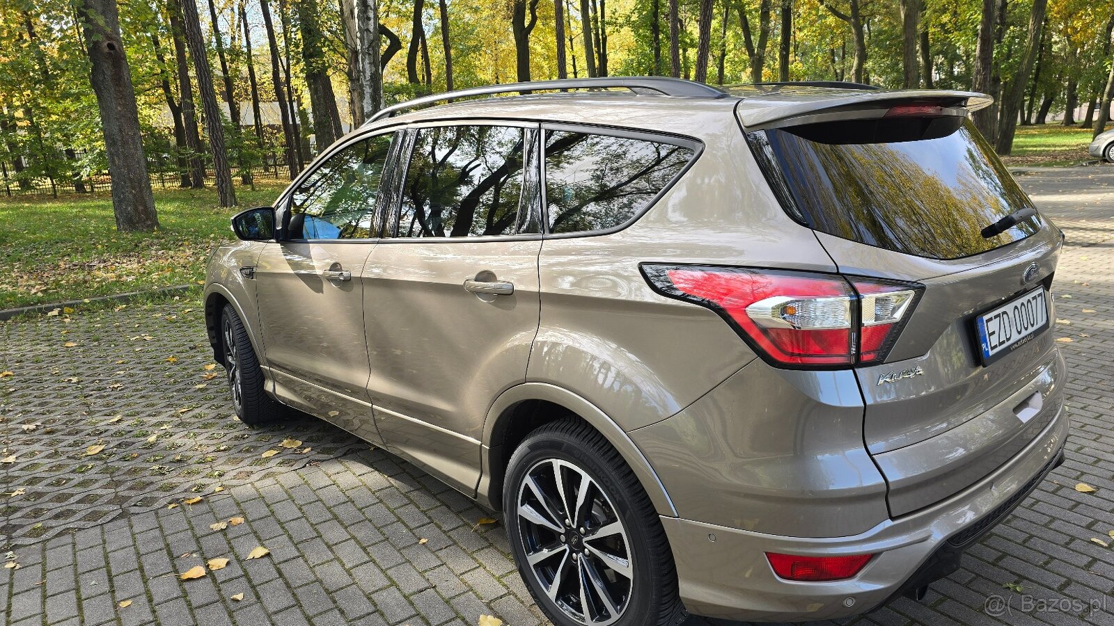 FORD KUGA II 2,0 TDCI st line AWD 2X4 - 8