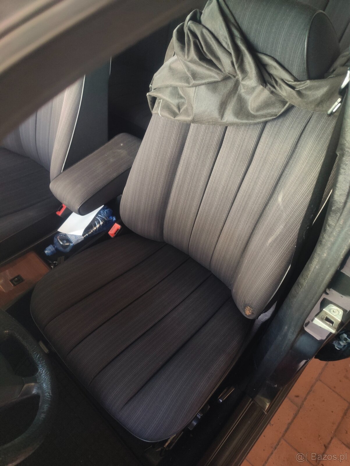 MERCEDES BENZ 124 - 8