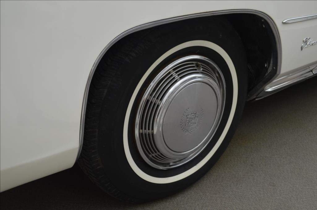 Cadillac Eldorado, FLEETWOOD 8,2 V8 (175 kW) 1973 - 8