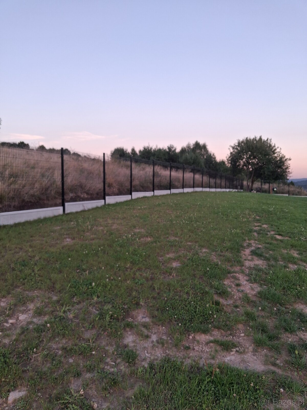 Sprzedam działkę budowlaną - 8