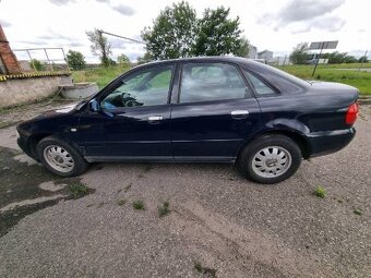 Audi A4 1.6 benzyna - 8