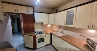 3 pokoje, 64.90m2, duży balkon, umeblowane, III p. Os.Asnyka - 8