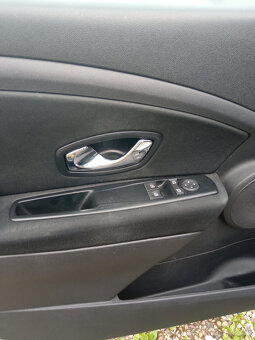Renault Megane III - 8