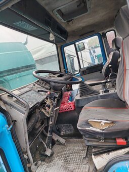 Volvo FL6 bramowiec bez zabudowy - 8