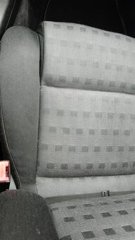 Passat B5 fl 1.9 TDI 130KM 96 KW - 8