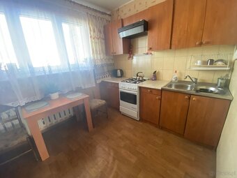 3 pokoje, 62.50m2, balkon, winda, do remontu, Os.Dobrzec - 8