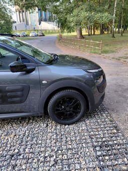 Sprzedam Citroena C4 Cactus - 8
