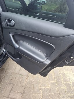 Sprzedam Forda Mondeo kombi - 8