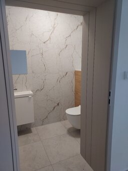 Nowo wyremontowany lokal na rynku – Czeski Cieszyn - 8