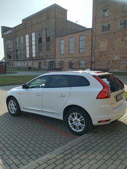 Volvo XC60 2.0 T5 B KAMERA COFANIA CZUJNIKI PARKOWANIA NAVI - 8