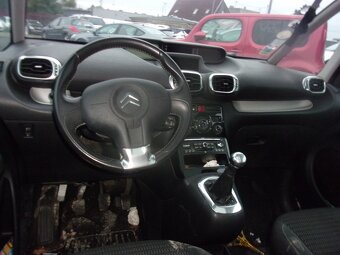 Citroën C3 Picasso 1,6 HDi 110 Exclusive - 8