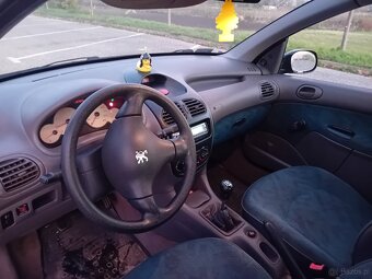 Peugeot 206 - 8