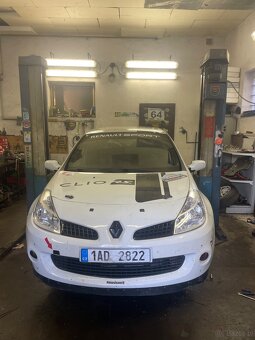 Renault Clio 3 rs rallye - 8