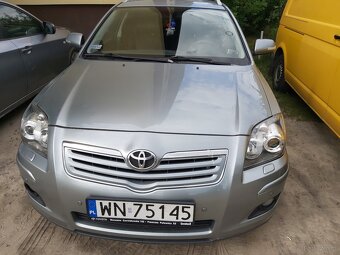 Sprzedam toyote avesis t25 kombi rok 2007diesel - 8