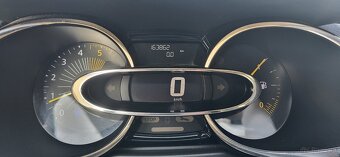 Renault Clio - 8